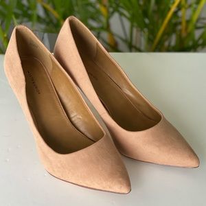 14th & Union Faux Suede Pumps 7W with box